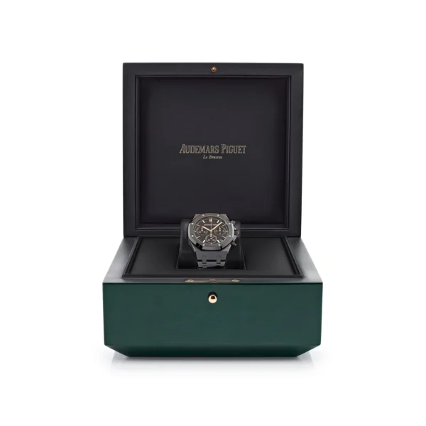 Audemars Piguet Royal Oak 26240CE.OO.1225CE.01 Selfwinding Chronograph '50th Anniversary' Black Ceramic (2022) - Image 6