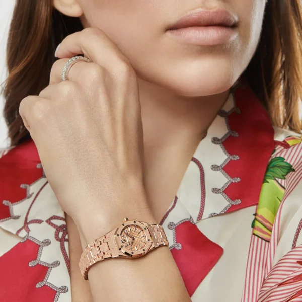 Audemars Piguet Royal Oak 67630OR.GG.1312OR.01 'Mini' Frosted Rose Gold Quartz (2024) - Image 3