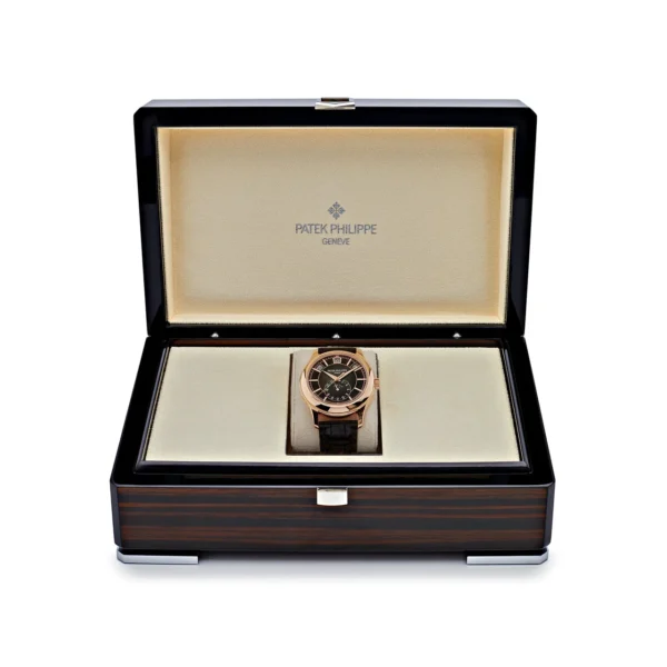 Patek Philippe Complications 5205R-011 Annual Calendar Moon Phases Rose Gold Green Dial (2022) - Image 6