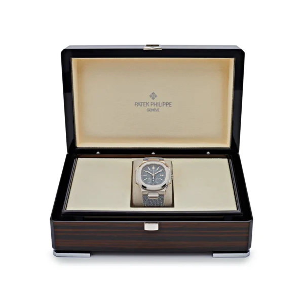 Patek Philippe Nautilus 5980/60G-001 Flyback Chronograph White Gold Blue-Gray Dial (2024) - Image 7